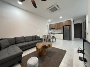 The Podium 3 bedrooms @ 8 pax Free Internet & TV Box